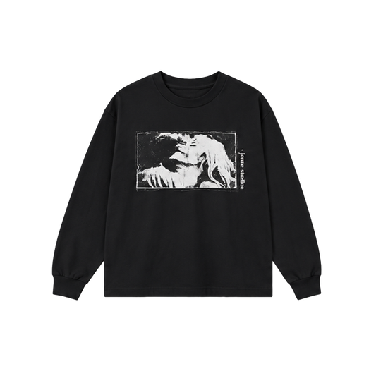 DEFEATING AGE LONG SLEEVE BLACK